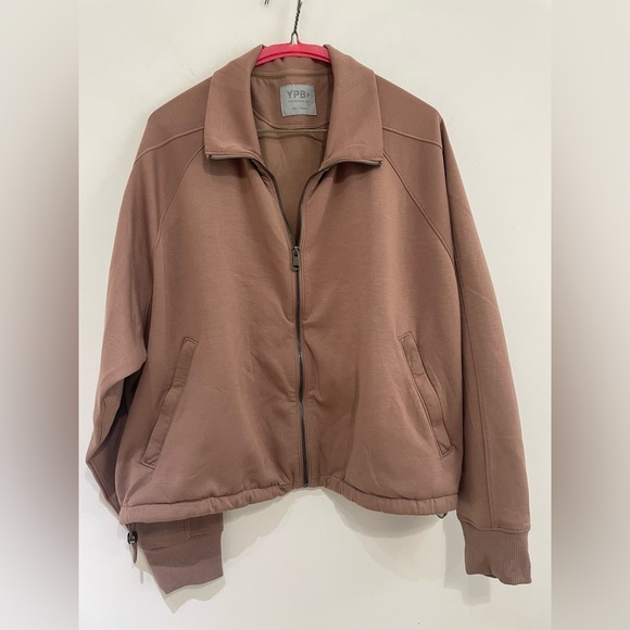 YPB by Abercrombie neoKNIT Cinched Full-Zip Hoodie | Cropped Neutral Athleisure - Picture 3 of 9